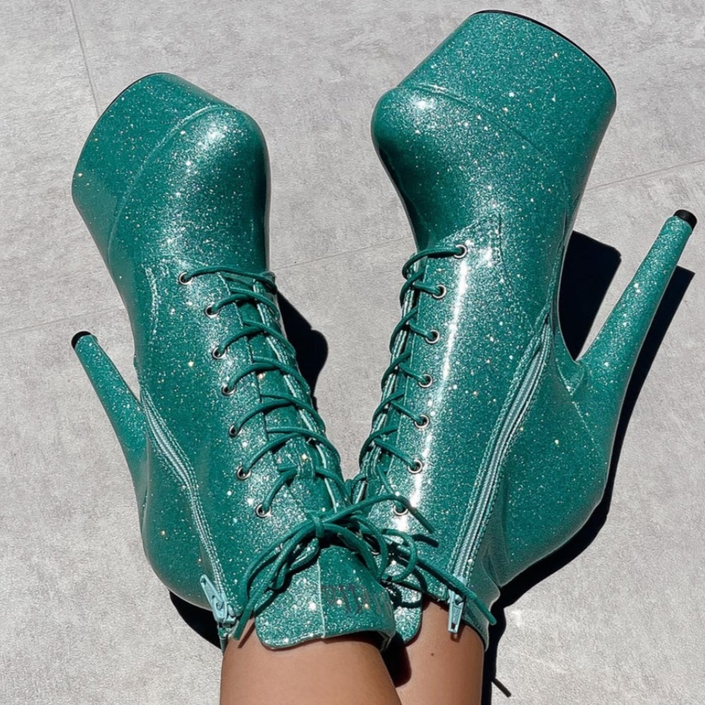 Hella Heels Glitterati Ankle Boot - Baby Blue - 7 inch size 11 New